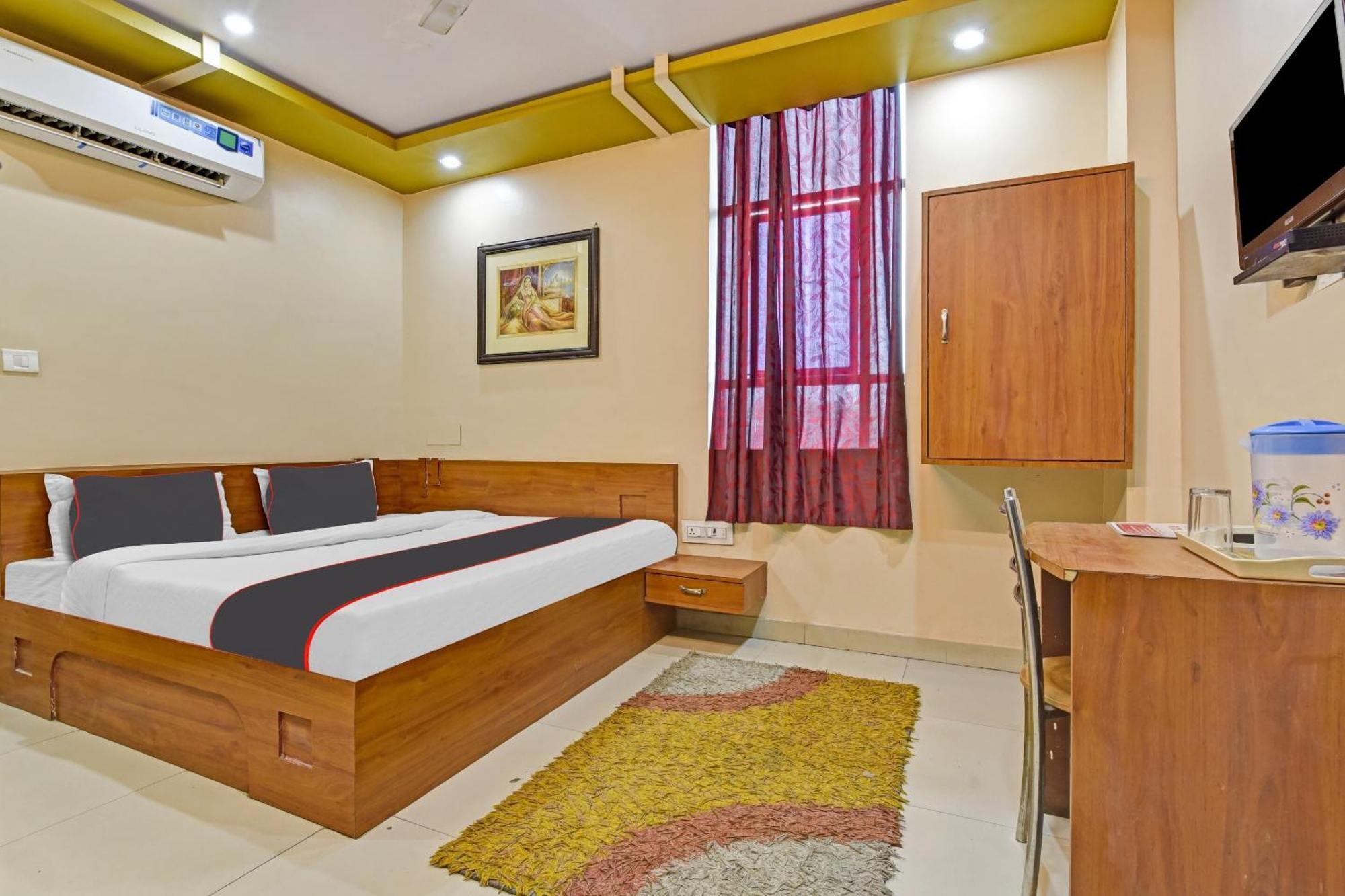 Hotel Collection O Royal Plaza Pushkar Esterno foto