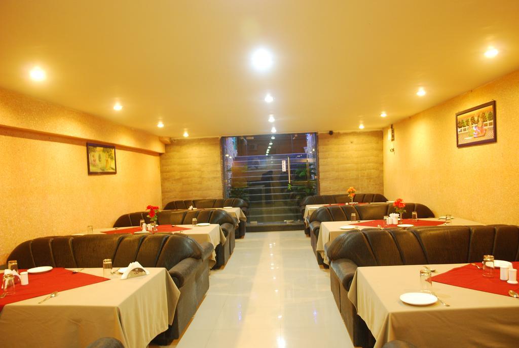 Hotel Collection O Royal Plaza Pushkar Esterno foto